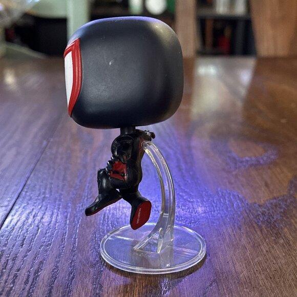 Funko POP Spider-Man Vinyl Bobblehead Across The Spider-Verse 4” - Picture 2 of 5